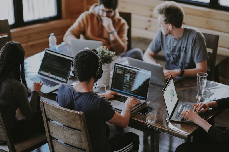 Startup biznis i timski rad