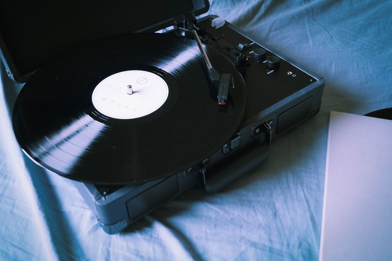 Vinilne ploče doživljavaju renesansu: gramofoni ponovo osvajaju domove u BiH