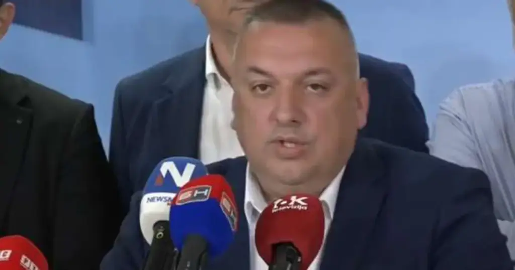 SNSD definitivno izlazi na izbore, evo dokaza