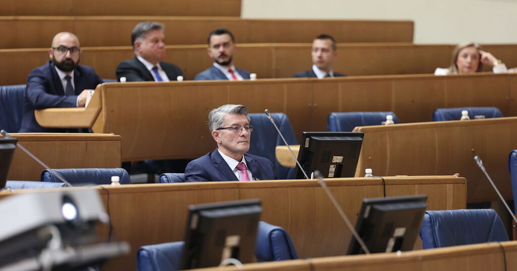 Reakcija iz Vijeća ministara na istup Mehmedovića: “Takve izjave nanose štetu ugledu institucije”