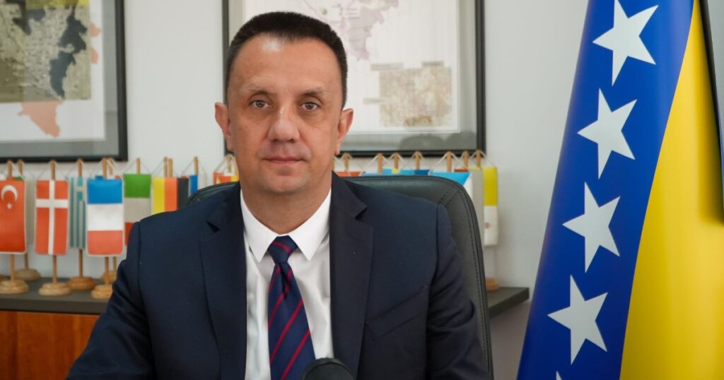 Lakić: Vlada FBiH izdvojila blizu 3,5 miliona KM za uvezivanje staža