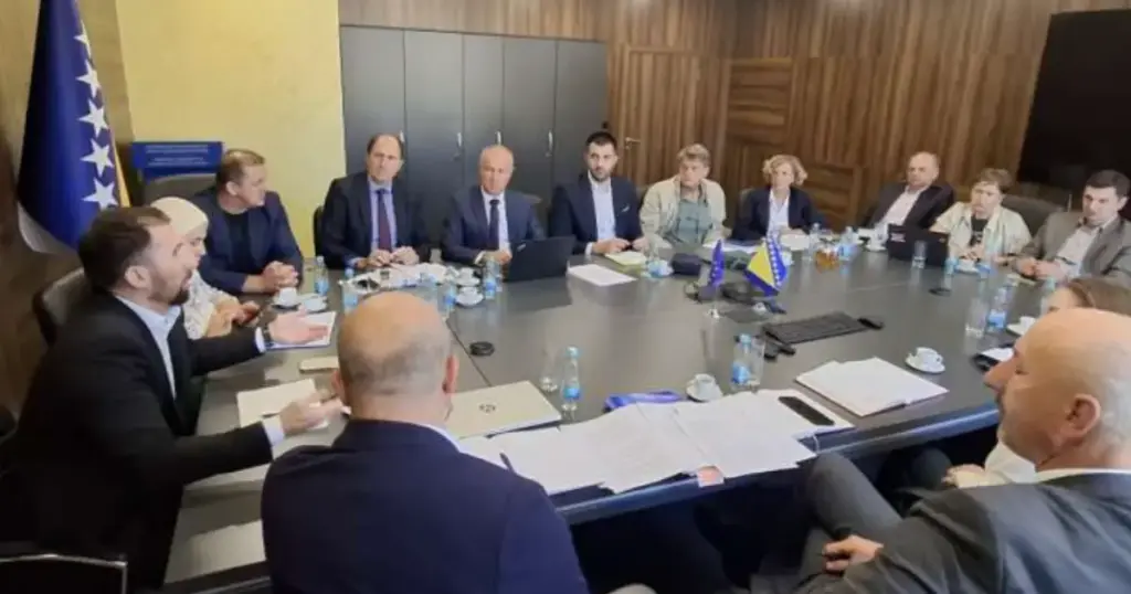 Delić i predstavnici poslodavaca o tri zakona: Cilj je zajedno doći do kvalitetnih i provodivih zakonskih rješenja
