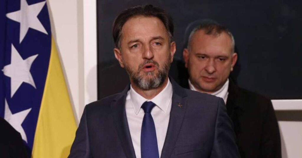 SDA osudila napad na Mahmutovićevu imovinu: “Trn u oku velikodržavnom projektu”
