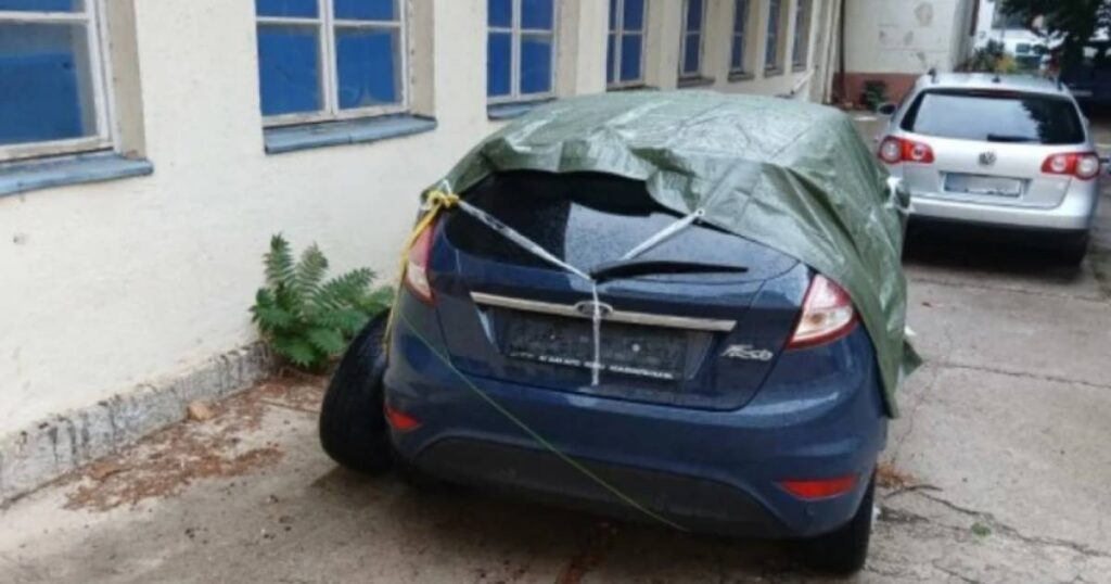Nakon što mu je zapaljeno vozilo: Vukanovićev Ford prevezen pred PU Trebinje