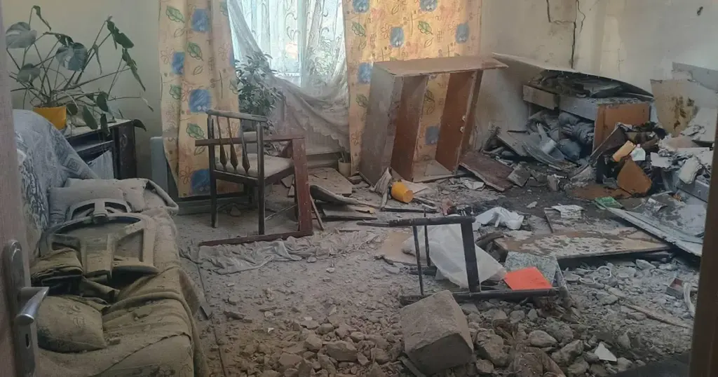 Rusi pogodili kuću u Poljskoj. NATO: Upad ruskih dronova ne tretiramo kao napad