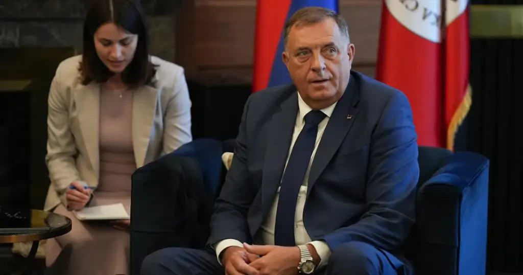 Nelegalno izabrana Vlada RS zabranila ulazak u entitet Nataši Pirc Musar i Tanji Fajon