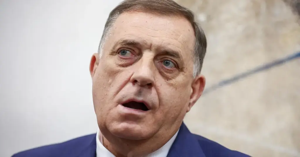 Dodik žali za Slovenijom i priziva Janšu: Imam još dovoljno godina života da ću jedan dan otići tamo