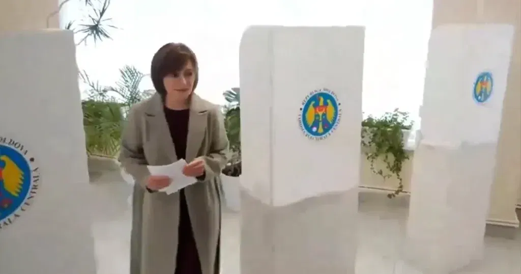 Predsjednica Moldavije uoči izbora upozorava na miješanje Rusije: “Putovali su u Srbiju na obuku”