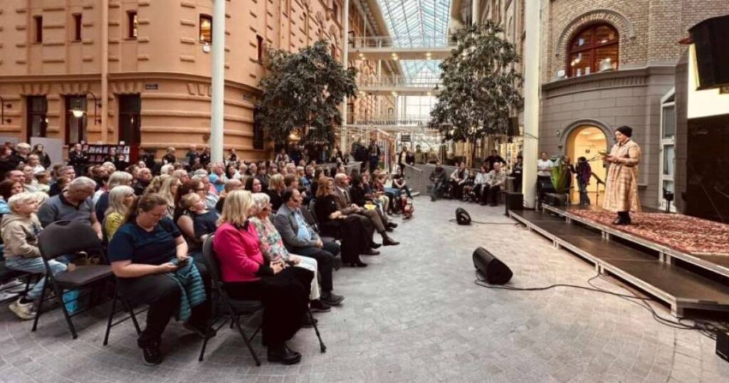 Muzej ratnog djetinjstva s izložbom “Slušaj” pred švedskom publikom