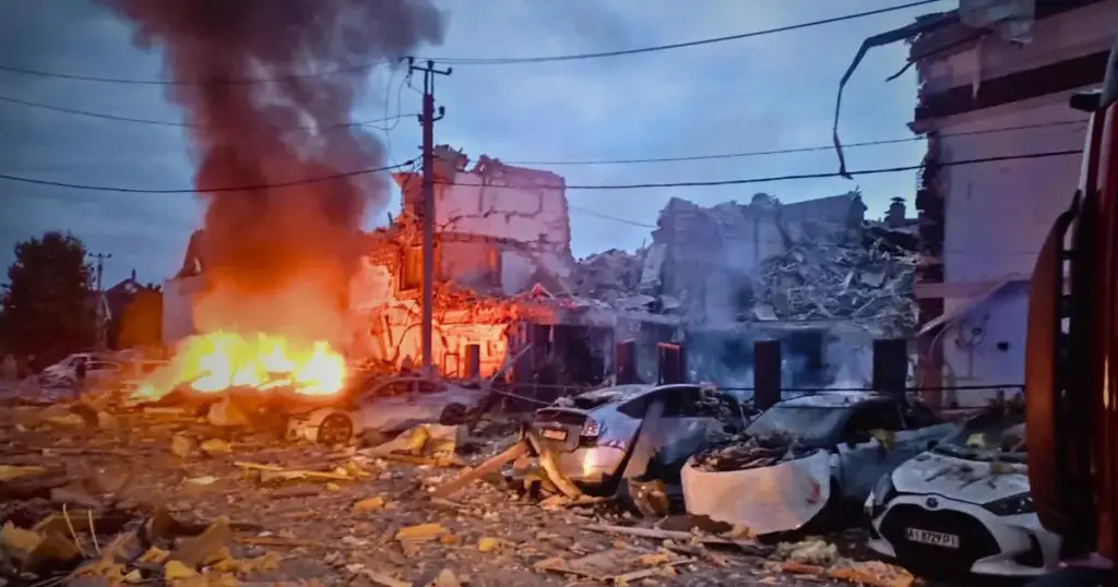 Bilans velikog napada na Kijev: 500 dronova, 40 raketa, trajao 12 sati. Među žrtvama i djeca