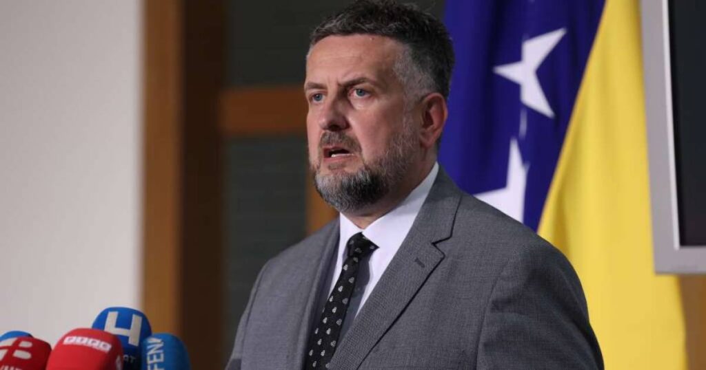 Vuković: Špirić mandat predsjedavajućeg Doma završava kako je i počeo, kršenjem Poslovnika