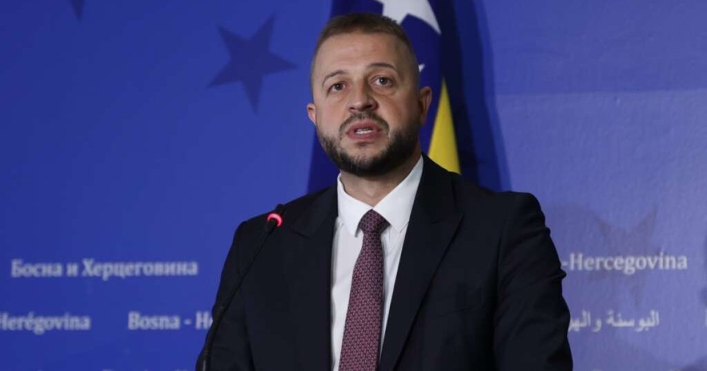 Prijeti ekonomski kolaps. Iz SDS-a upozoravaju: Samo ove godine izgubljeno 724 miliona KM