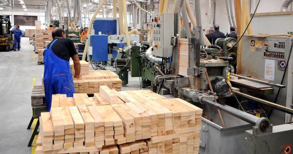 Kolaps industrijske proizvodnje u RS-u: “Gase se preduzeća. Zadnje dvije i po godine sve je u padu”