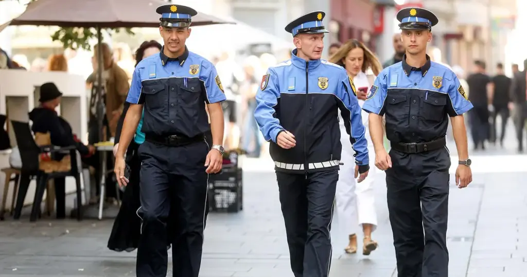 Jedinstveni vizuelni identitet: Svi policajci u FBiH dobijaju potpuno nove uniforme