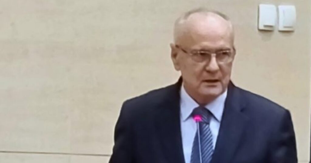 Nakon posljednjeg povećanja penzioneri ogorčeni, njihov predsjednik kaže: Moja je 1.000 KM