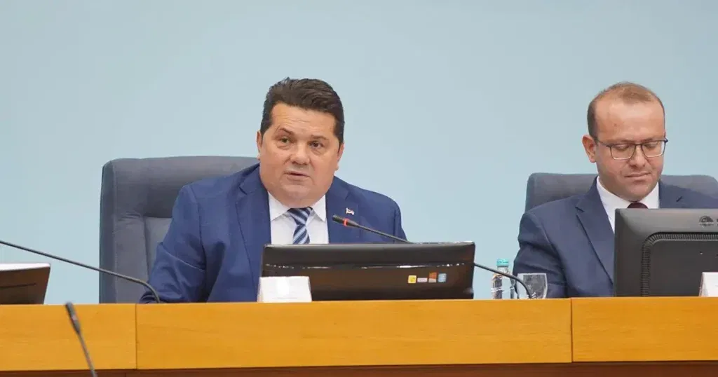 Stevandić dramio na sjednici NSRS-a: Pokušali su smaknuti mene i Dodika, spremili su nam zasjedu
