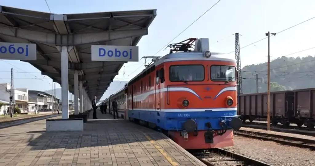U vozovima u RS dnevno se vozi 216 ljudi
