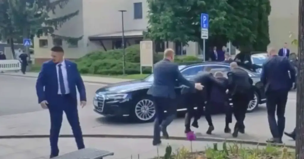Atentator na roberta Ficu osuđen na 21 godinu zatvora i proglašen krivim za terorizam