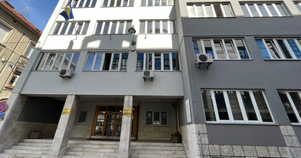 Sutra žrijebanje političkih subjekata za redoslijed na glasačkom listiću za predsjednika RS