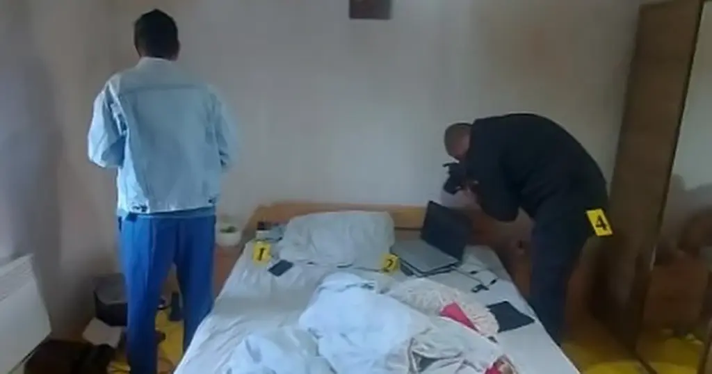 Četiri osobe uhapšene zbog dječije pornografije