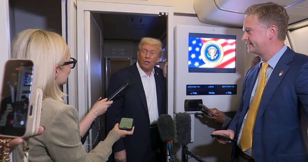 Trump po povratku iz Izraela i Egipta: “Historijski dan. Dobro mi ide s jakima, ne ide mi sa slabima”