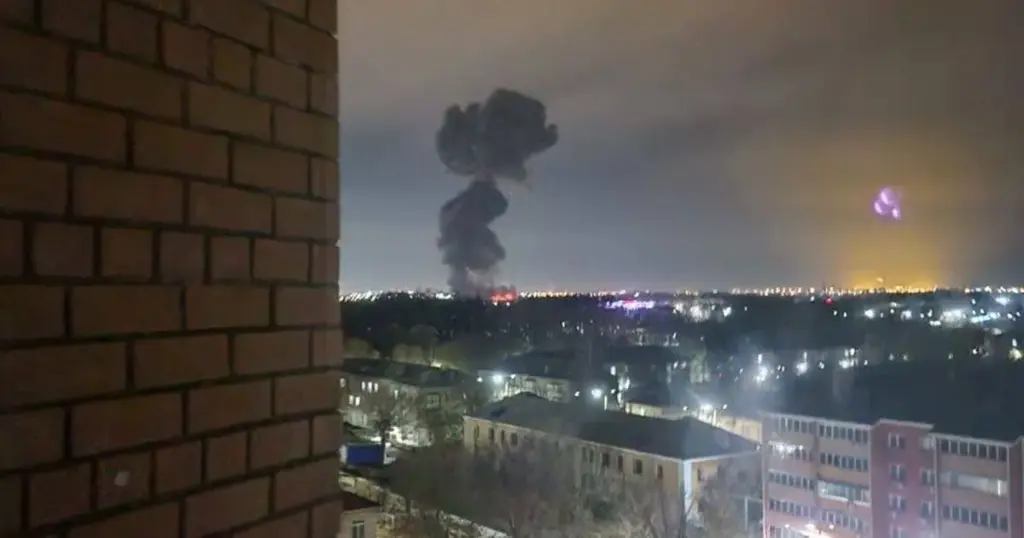 Snažna eksplozija u fabrici, boj poginulih narastao na devet. Vlasti: Nije uletio dron