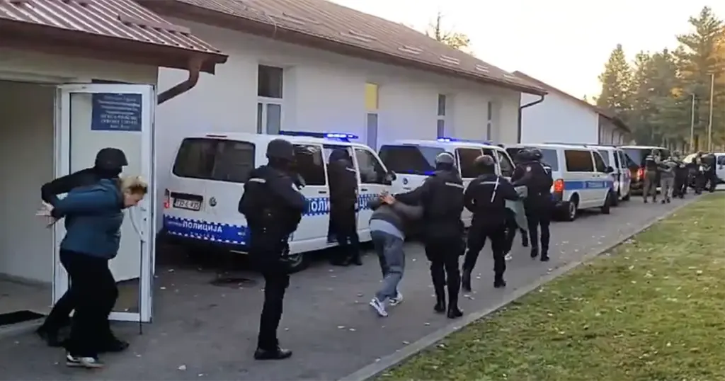 Sedam osoba uhapšeno zbog prodaje droge, među njima i jedna žena