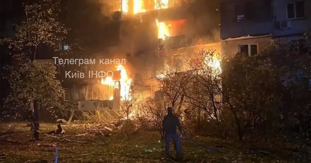 Brutalan ruski napad na Kijev: Gorjele stambene zgrade, ima poginulih. Među žrtvama i djeca