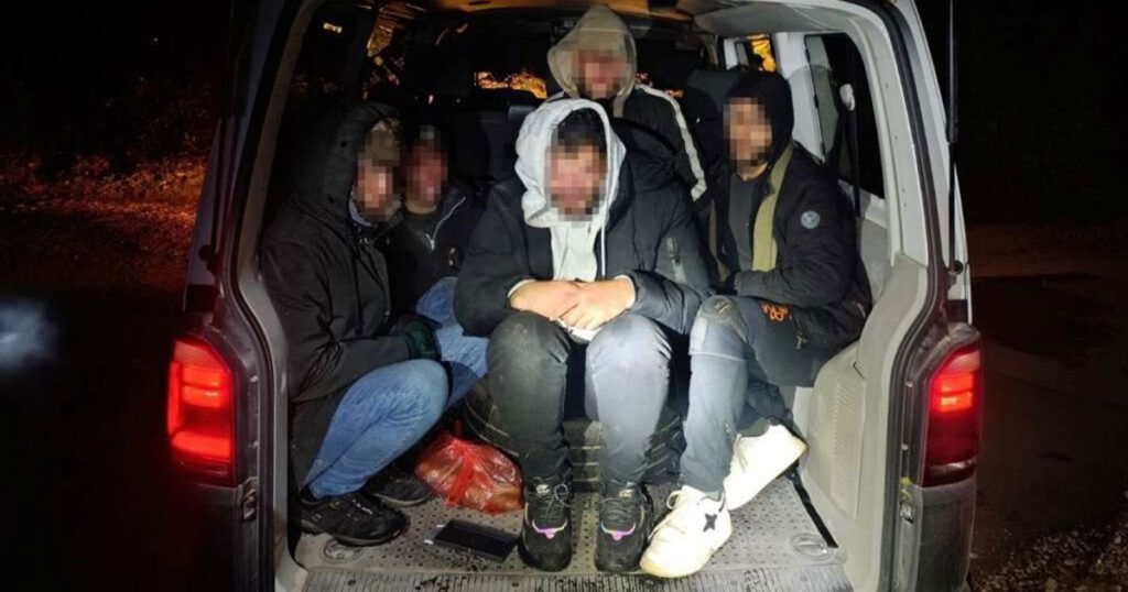 Državljanin BiH u Passatu pokušao prokrijumčariti migrante iz Sirije, uhapšen je