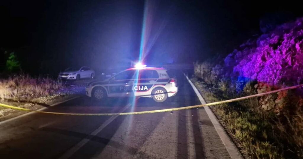 Masovna tuča navijača: Uhapšeno 12 osoba, oštećeno 15 vozila, tri osobe teško povrijeđene