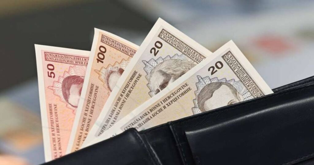 Objavljen novi iznos prosječne plate u FBiH