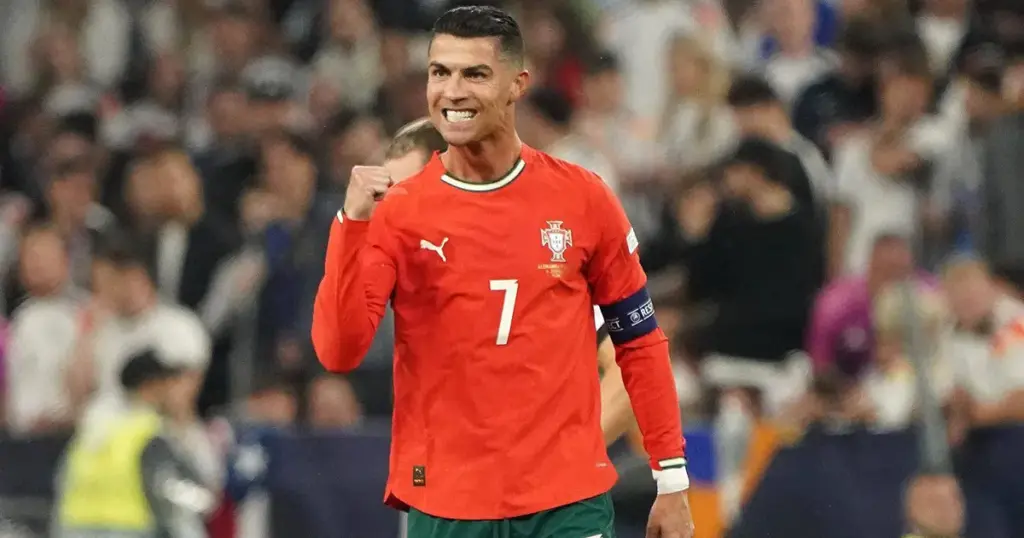 Cristiano Ronaldo je prvi fudbaler u historiji sa više od milijardu dolara zarade