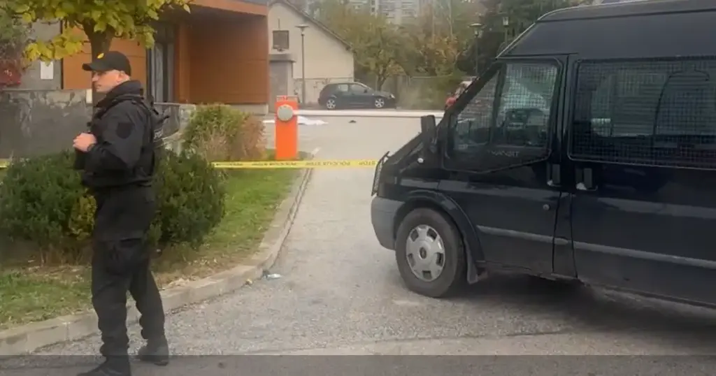 Muškarac izvršio samoubistvo skokom sa hotela u Sarajevu, konobar ga pokušao spasiti ali nije uspio