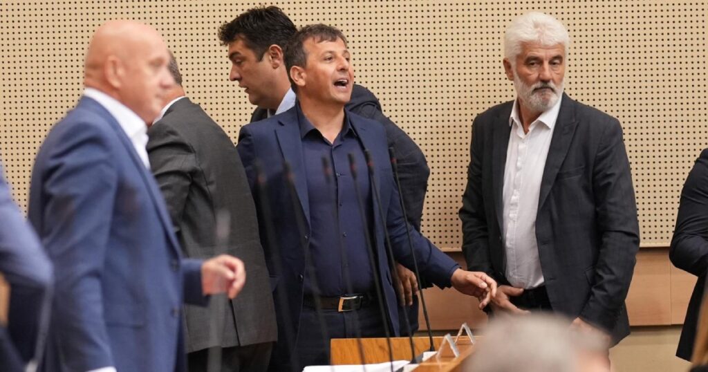 Vukanović na sjednici NSRS-a: Šta je Dodik obećao Americi za skidanje sankcija?