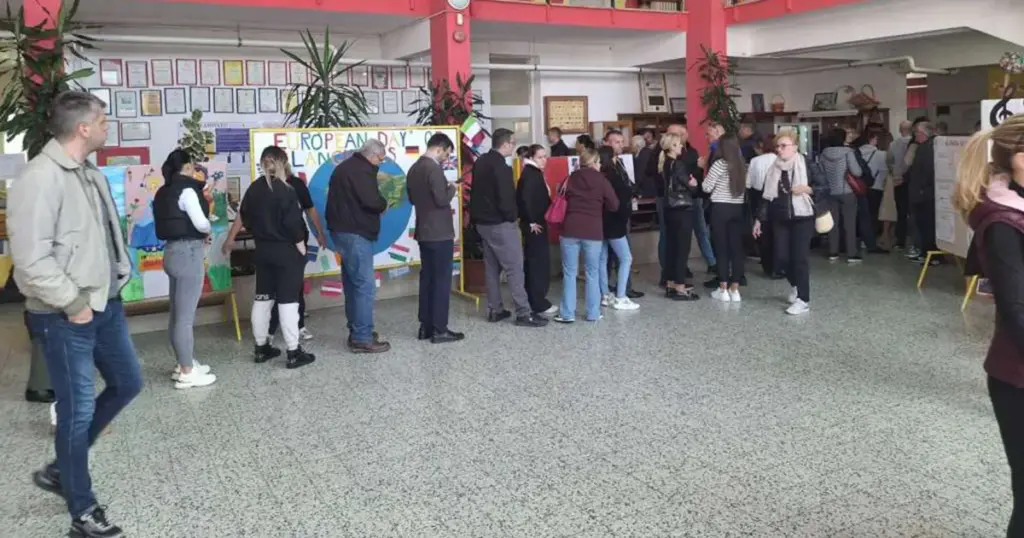 Šest imena na izbornom listiću: Građani danas biraju predsjednika Republike Srpske