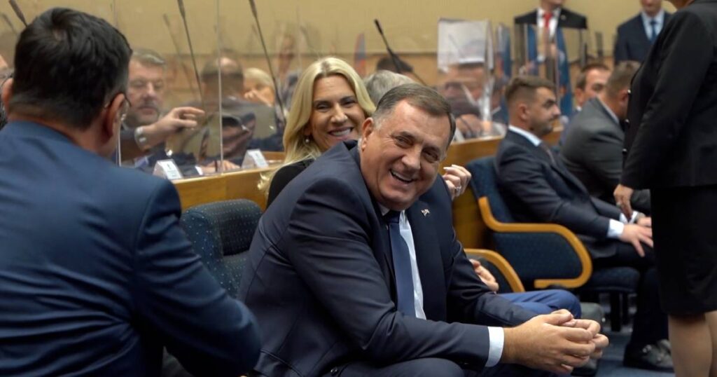 Skidanje sankcija Dodiku i saradnicima koštalo 80 miliona KM
