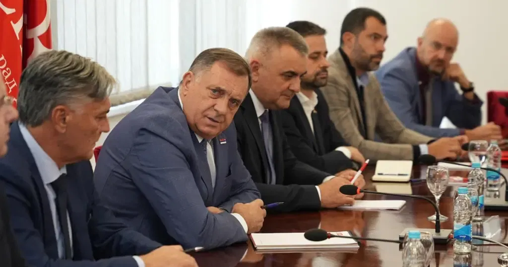 “Kažu da nisu izdajnici, e pa jesu”: Republici Srpskoj na naplatu stiže dug od 1,7 milijardi KM