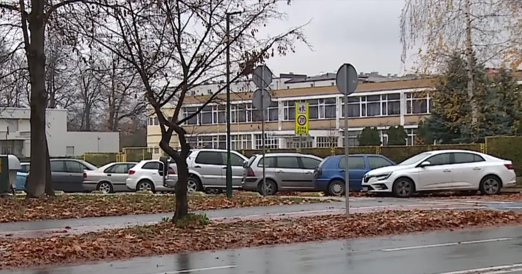 Prijetila nožem na času: Roditelji djecu ne žele slati u školu zbog nasilne djevojčice