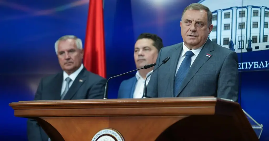 Kako su i zbog čega tužioci obustavili istragu protiv Dodika, Viškovića i Stevandića 