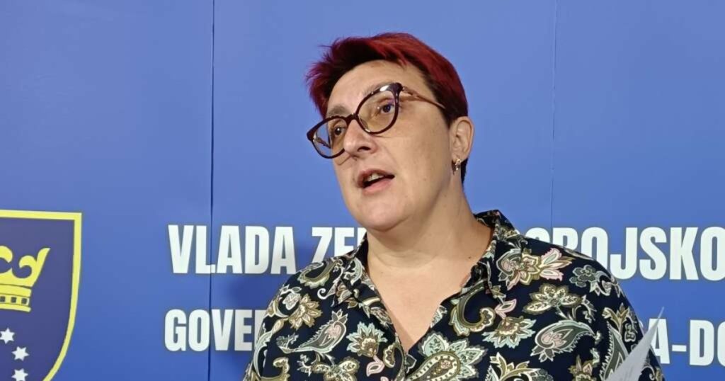 Saznajte ko će dobiti 250, a ko 500 KM za novogodišnje praznike!