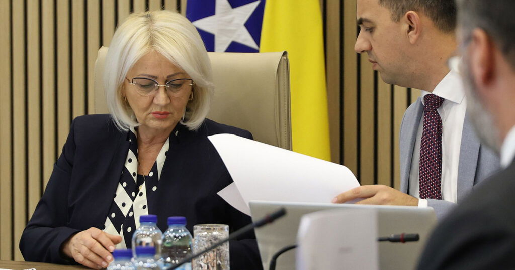 Vijeće ministara danas o zakonima o Sudu BiH i VSTV-u i glavnom pregovaraču sa EU