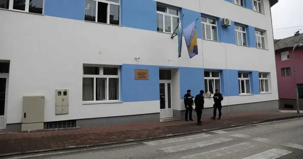Osumnjičenim za terorizam u Bosanskoj Krupi ukinute mjere zabrane