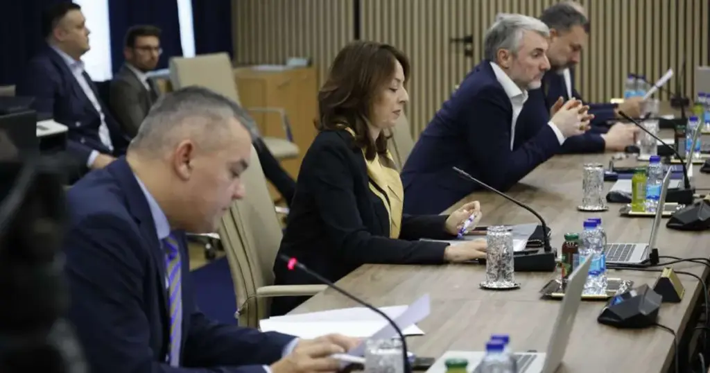 Vijeće ministara BiH osiguralo milion KM za obnovu Tuzle i Vlasenice nakon katastrofalnih požara!