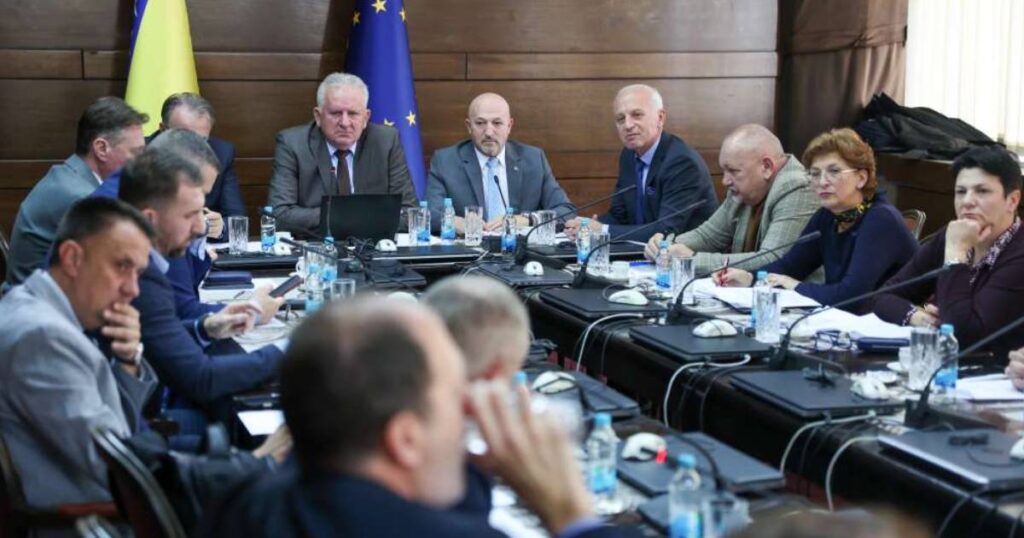 Sindikati traže minimalac od 1.200 KM i platne razrede po stručnoj spremi